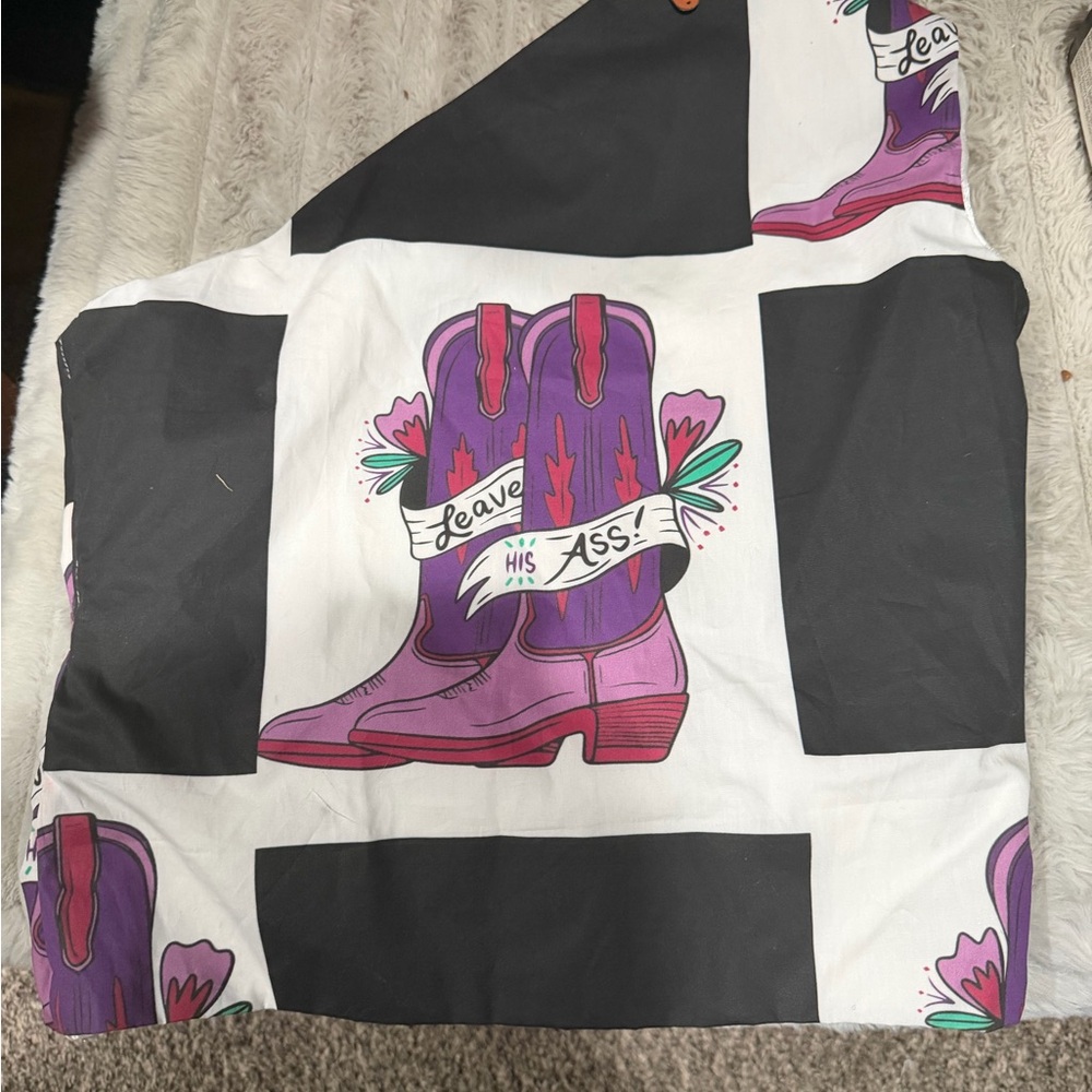 DOMESTIC VIOLENCE, Designer Originals Graphic Blouse